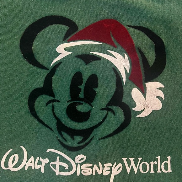 Vintage 90’s Disney Green Mickey Mouse Sweatshirt - Picture 2 of 3